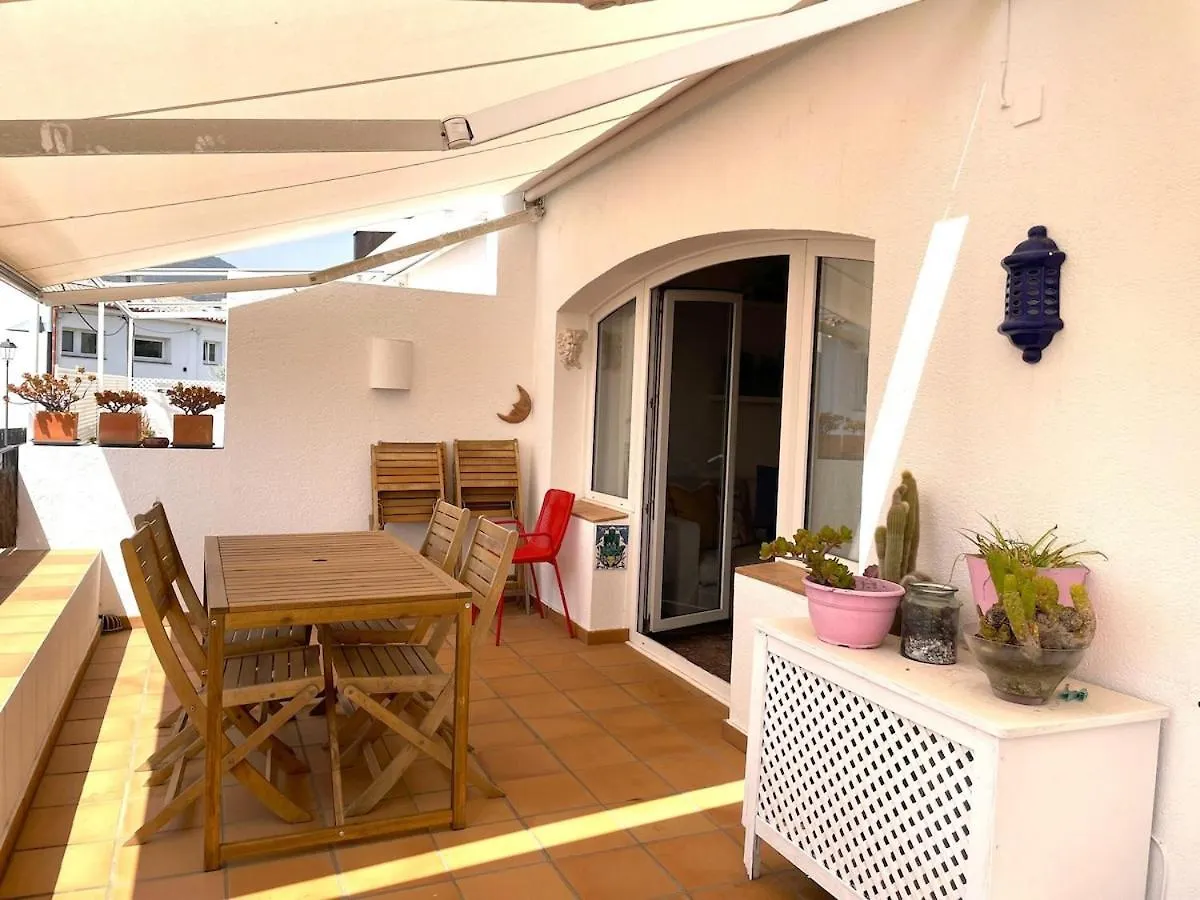 Daire Saguarda II - Apartamento Con Terraza Y Vistas Al Mar Cadaqués